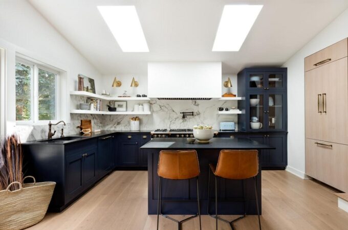 Why you Should Decorate Your Kitchen with Wallpapers