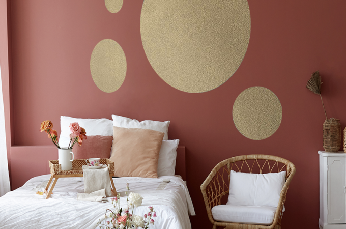How to Paint Your Bedroom in Bold Colours?