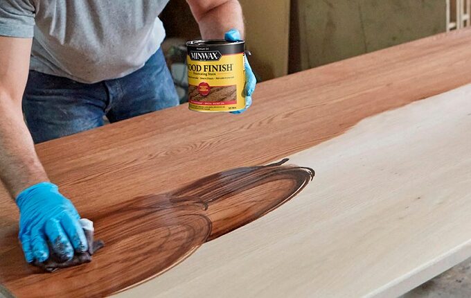 A Quick Guide to Choosing the Right Paint for Different Surfaces