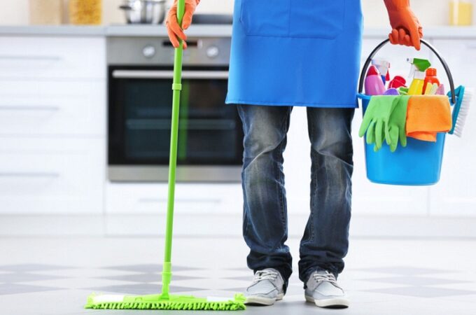 4 Benefits of Hiring a Professional Cleaning Service