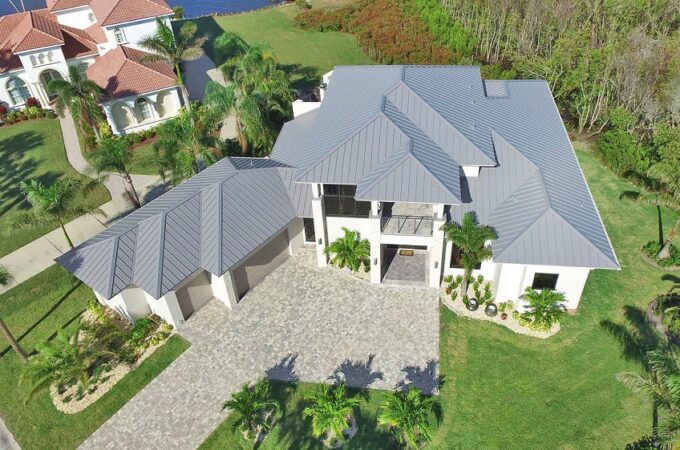 Custom roofing in Florida