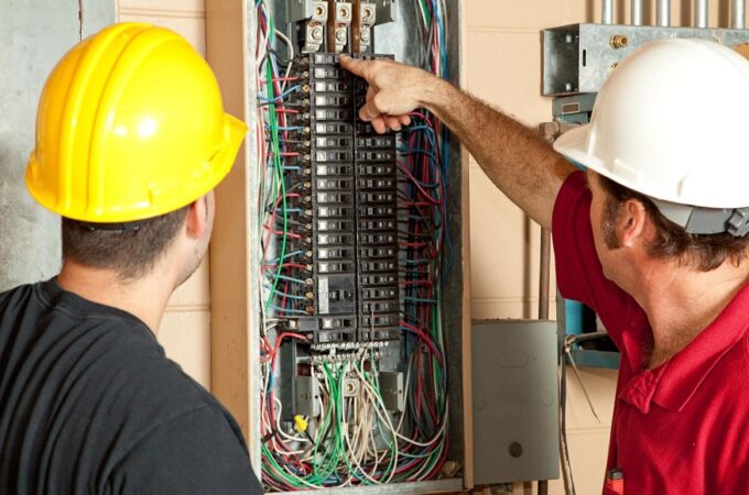 Why Every Homeowner Should Have a Go To Electrician Georgetown Expert