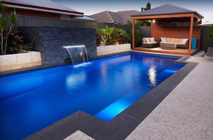 How to Design the Perfect Outdoor Entertaining Area Around Your Melbourne Fibreglass Pool